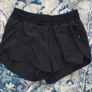 Lululemon 2” tracker short size 10.